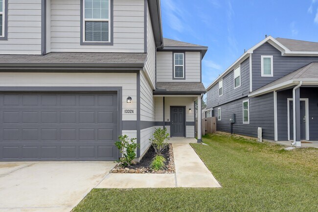 Building Photo - 13324 Burbot Dr