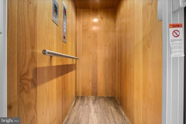 Foto del edificio - 10631 Pocket Pl