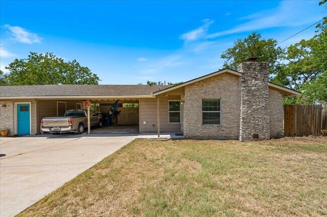 Foto del edificio - 5802 Gloucester Ln