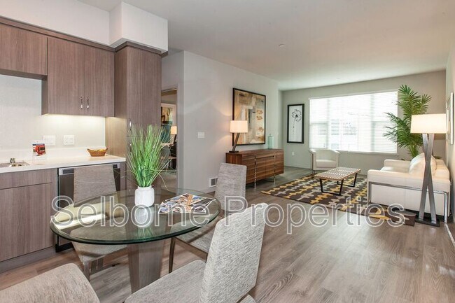Foto del edificio - 5239 Claremont Ave