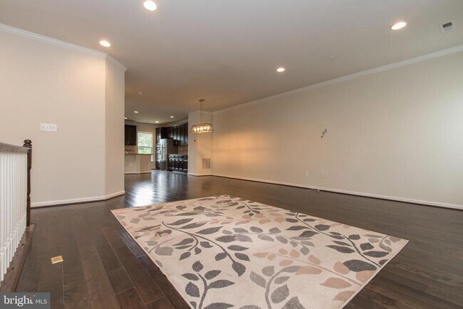 Building Photo - 15711 Quince Trace Terrace