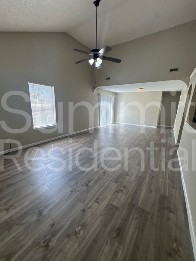 Foto del edificio - 1119 Huger St