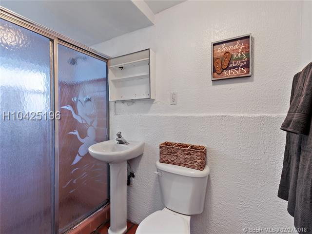 Foto del edificio - 1404 Plunkett St
