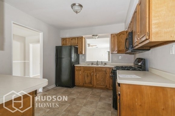 Building Photo - 2415 Venus Ct