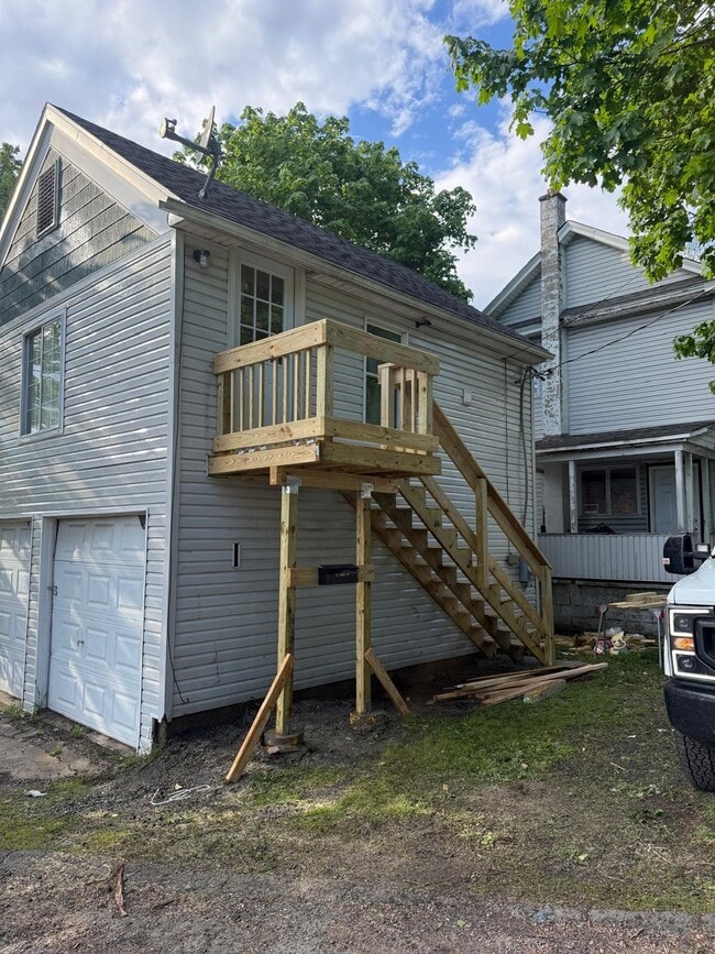 Building Photo - 22 Sage Ct