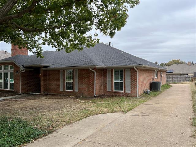 Foto del edificio - 4917 Longwood Ct