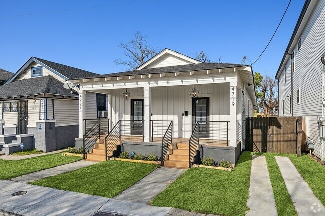 Building Photo - 4719 Erato St