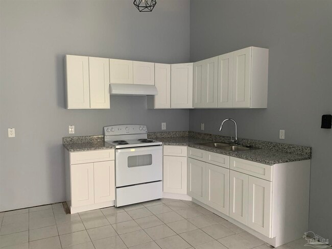 Building Photo - 6818 Tiki Ln