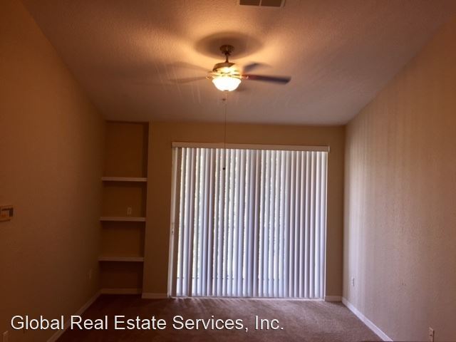Building Photo - 2 br, 1 bath House - 8826 Dunes Court 305