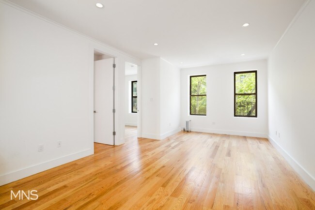 Building Photo - 457 15th Street