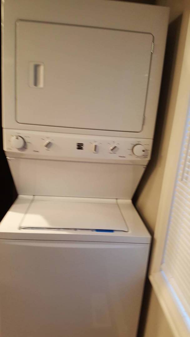 233 Somonauk St, Park Forest, IL 60466 Townhome Rentals in Park