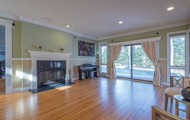 Building Photo - 33 Rozmus Ct