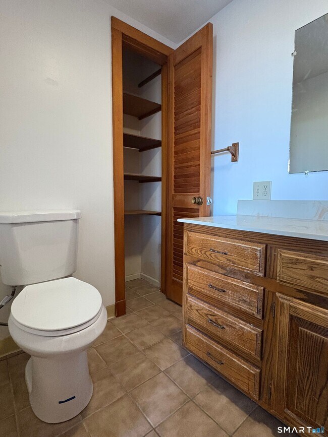 Foto del edificio - 278 Chamberlain Rd