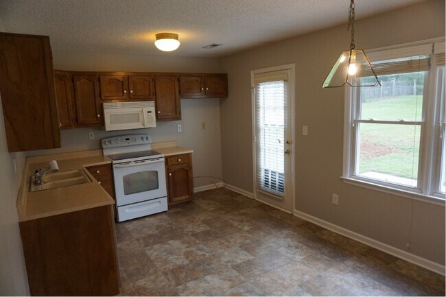 Foto del edificio - 118 Water Oak Ct