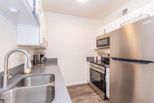 Interior Photo - Mountain Steppes Apartments