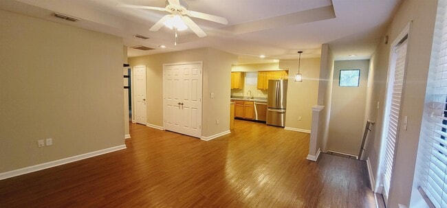 Building Photo - 2300 Timber Oak Ln