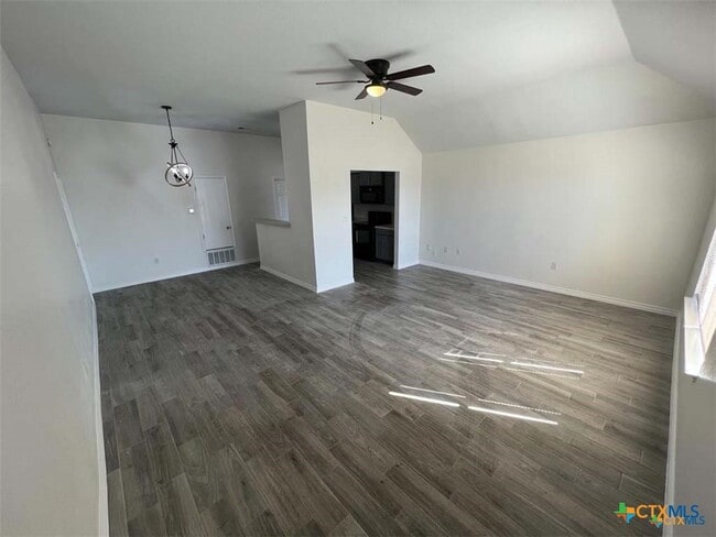 Building Photo - 2604 Saulsbury Dr