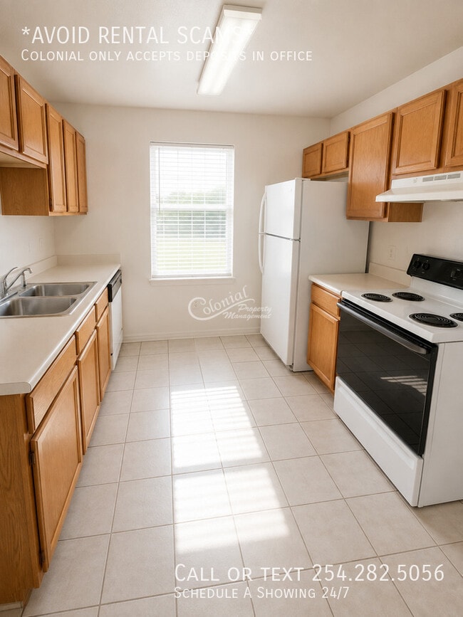 Building Photo - 1111 Horizon Dr
