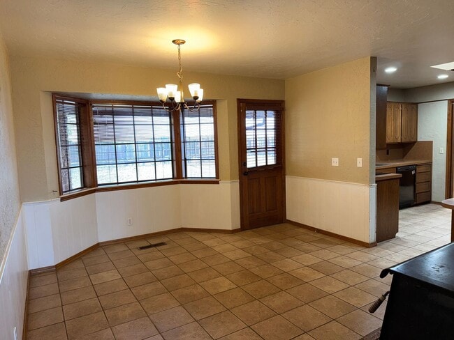 Building Photo - Beautiful Country Home with Shop & Finished Basement