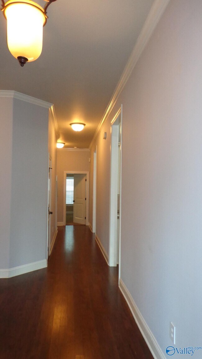Foto del edificio - 2444 Bell Manor Dr SW