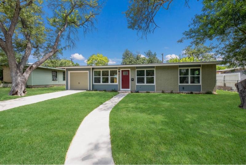 Photo - 523 Gilbert Ln