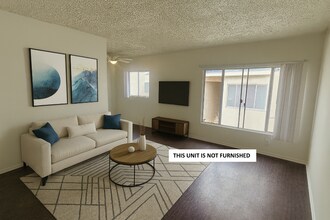 Building Photo - 866 W 126th St