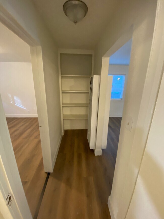 Foto del edificio - 3673 Spruce Ave