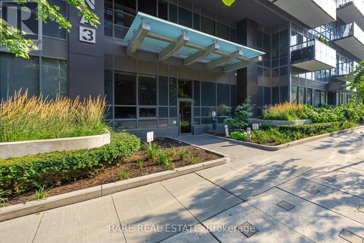 Photo principale - 1030-1030 King St W
