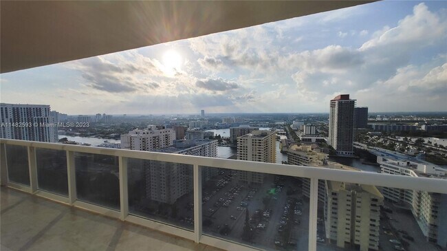 Foto del edificio - 1830 S Ocean Dr