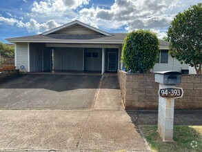 Building Photo - 94-393-393 Kahulialii St