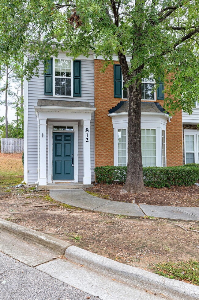 Photo - 812 Walnut Woods Dr Apartment