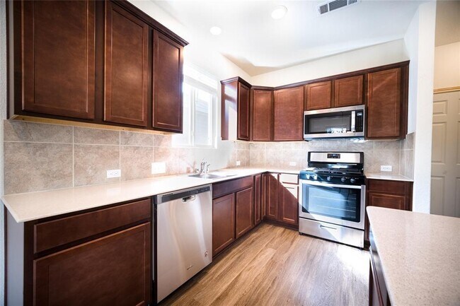 Building Photo - 2367 Timberland Country Dr