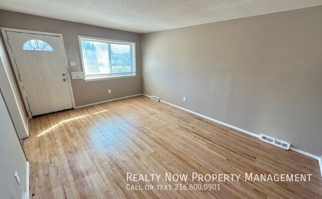 Foto del edificio - 16709 Palda Dr