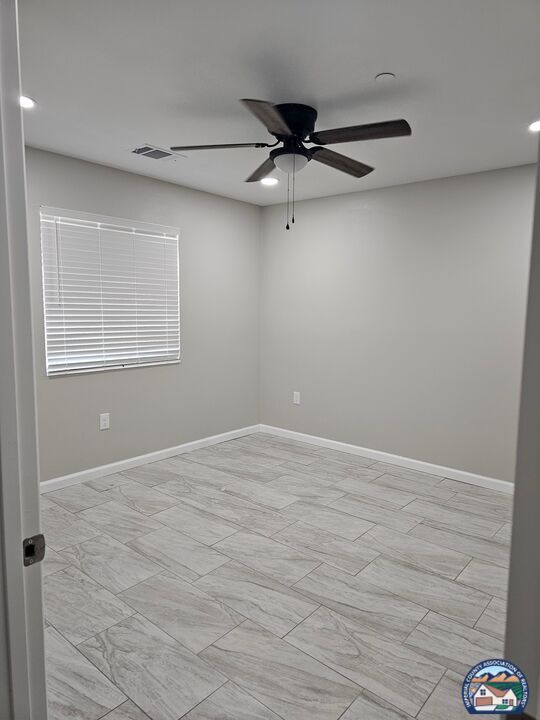 Foto del edificio - 172 W Alamo St