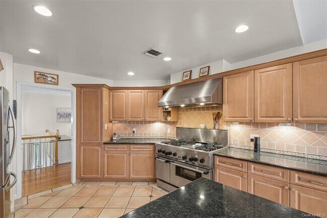 Foto del edificio - 2633 Ridge St