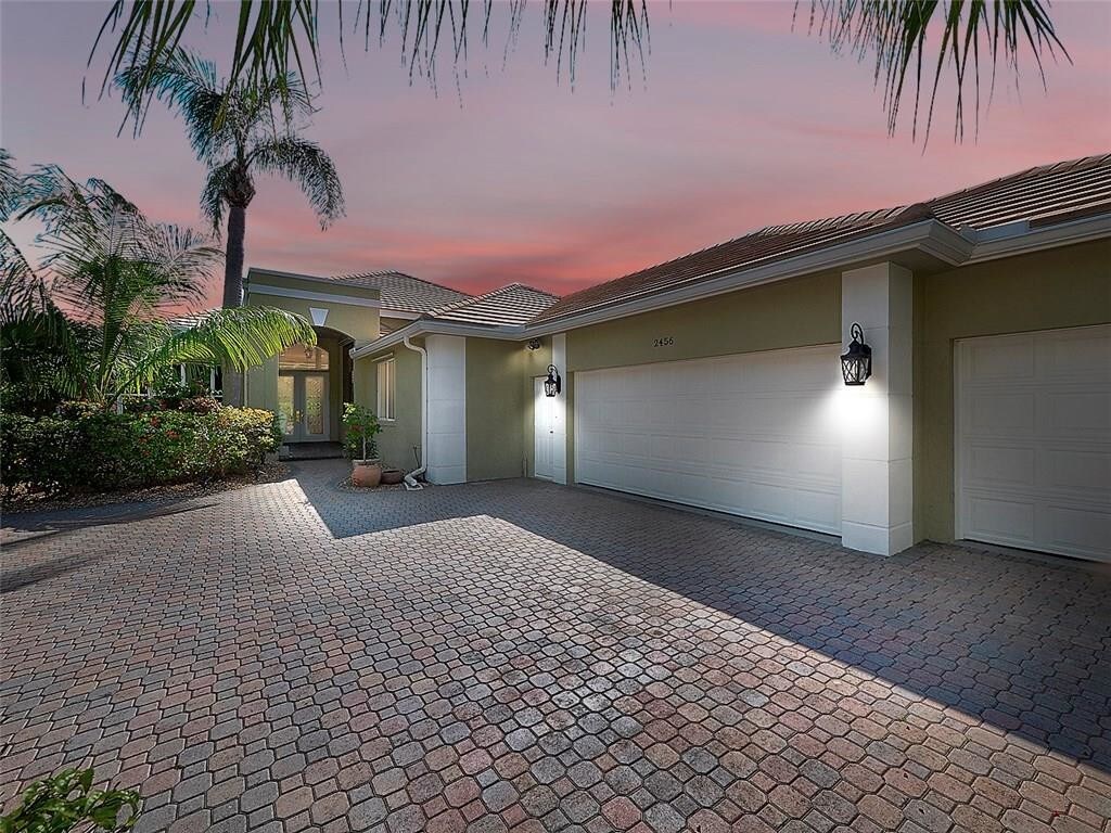 Foto principal - 2456 SW Longwood Dr