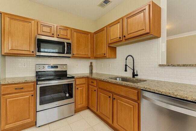 Foto del edificio - Fabulous 2br/2ba for rent in convenient Ga...