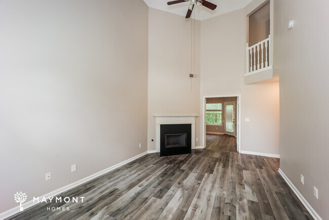 Foto del edificio - 2802 Knoll View Pl