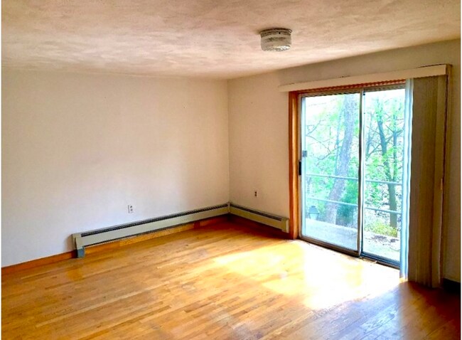 Foto del edificio - 172 Pleasant St