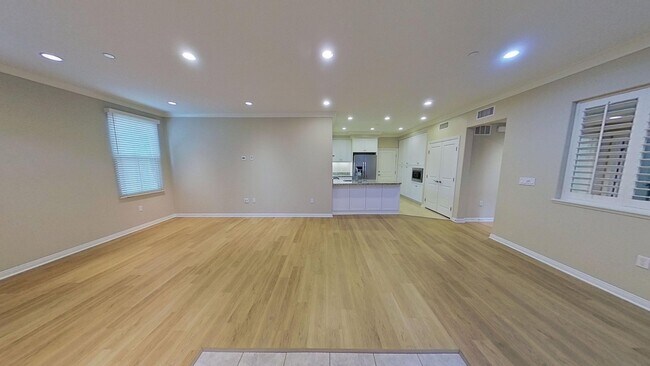 Building Photo - 134 Overbrook