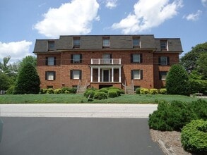 Building Photo - 331 9th Ave Dr NE