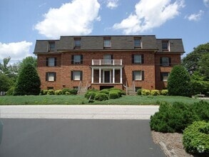 Building Photo - 331 9th Ave Dr NE