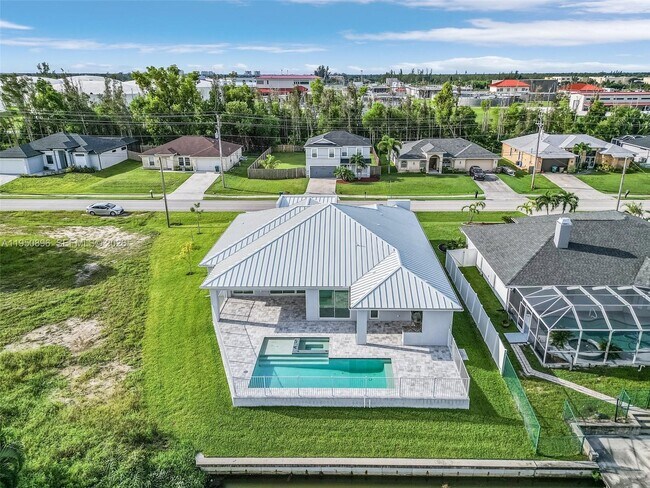 Foto del edificio - 2207 SW 32nd St