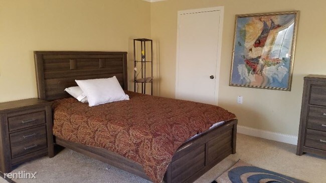 Foto del edificio - 41035 Cactus Valley Rd