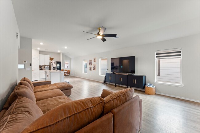 Foto del edificio - 2034 Brixham Bluff Ln