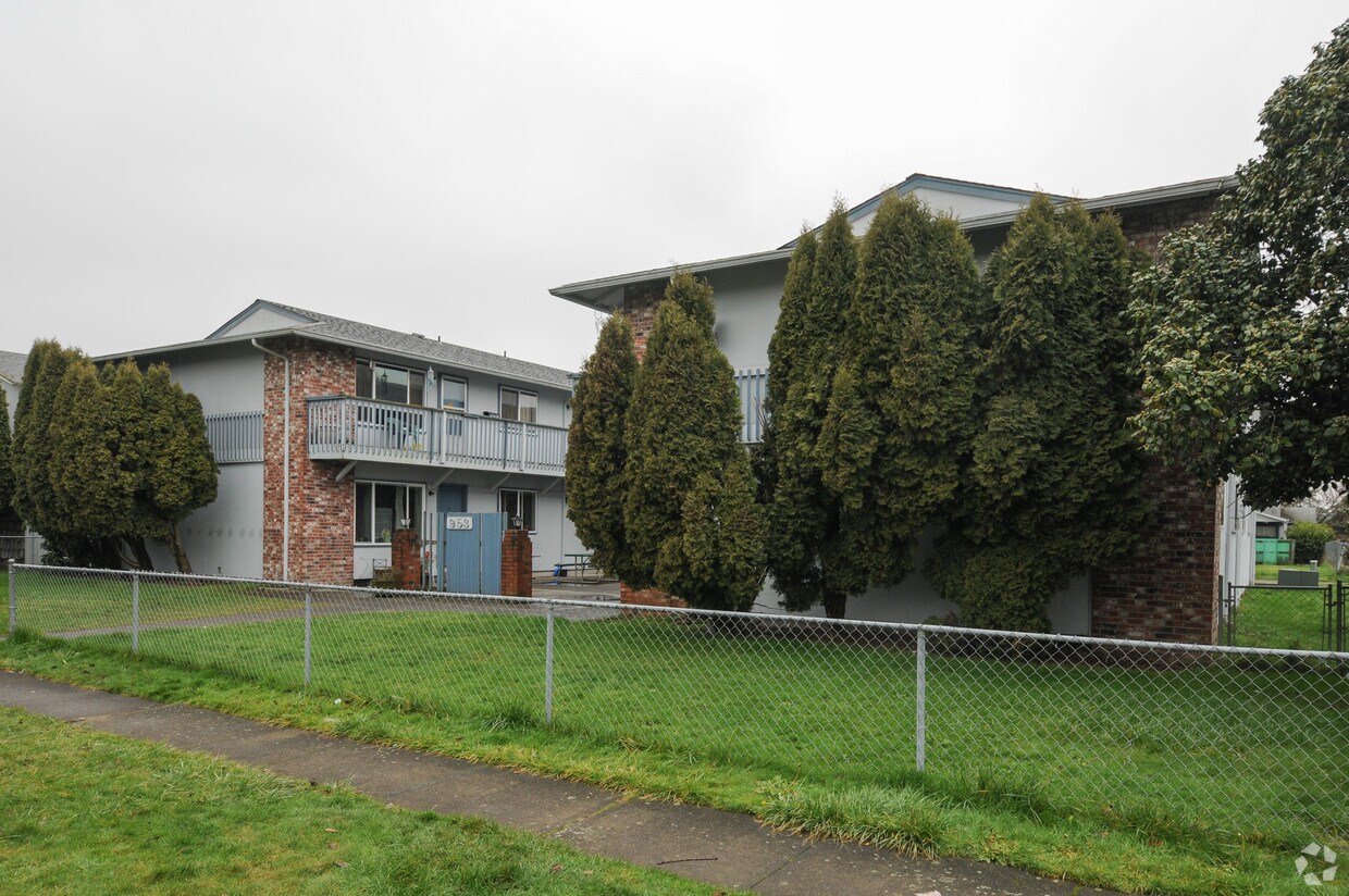 Foto principal - 953 8th Ave