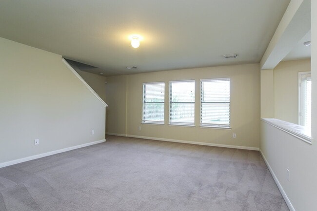 Building Photo - 15602 Clarks Fork Ct