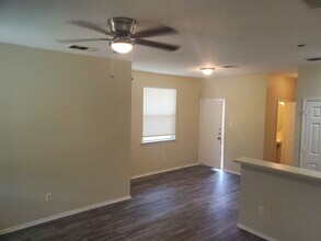 Building Photo - 14001 Cambourne Dr