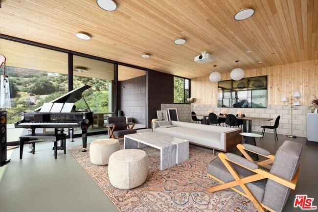 Foto del edificio - 20485 Medley Ln