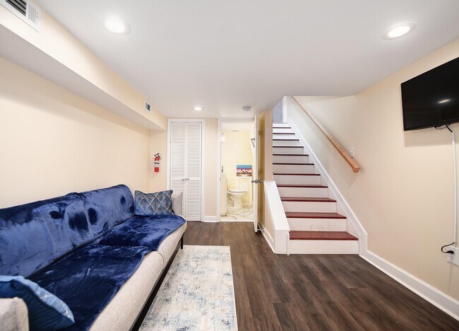 Foto del edificio - 2335 McElderry St